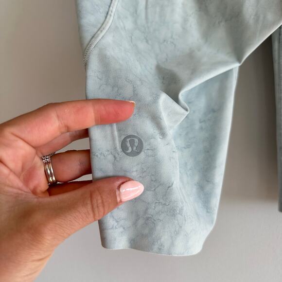 Lululemon Fast and Free Short 10" City Grit White Blue Fog - Picture 6 of 7